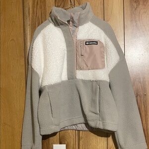 Columbia Two-Tone Fleece Jacket in Gray and Cream